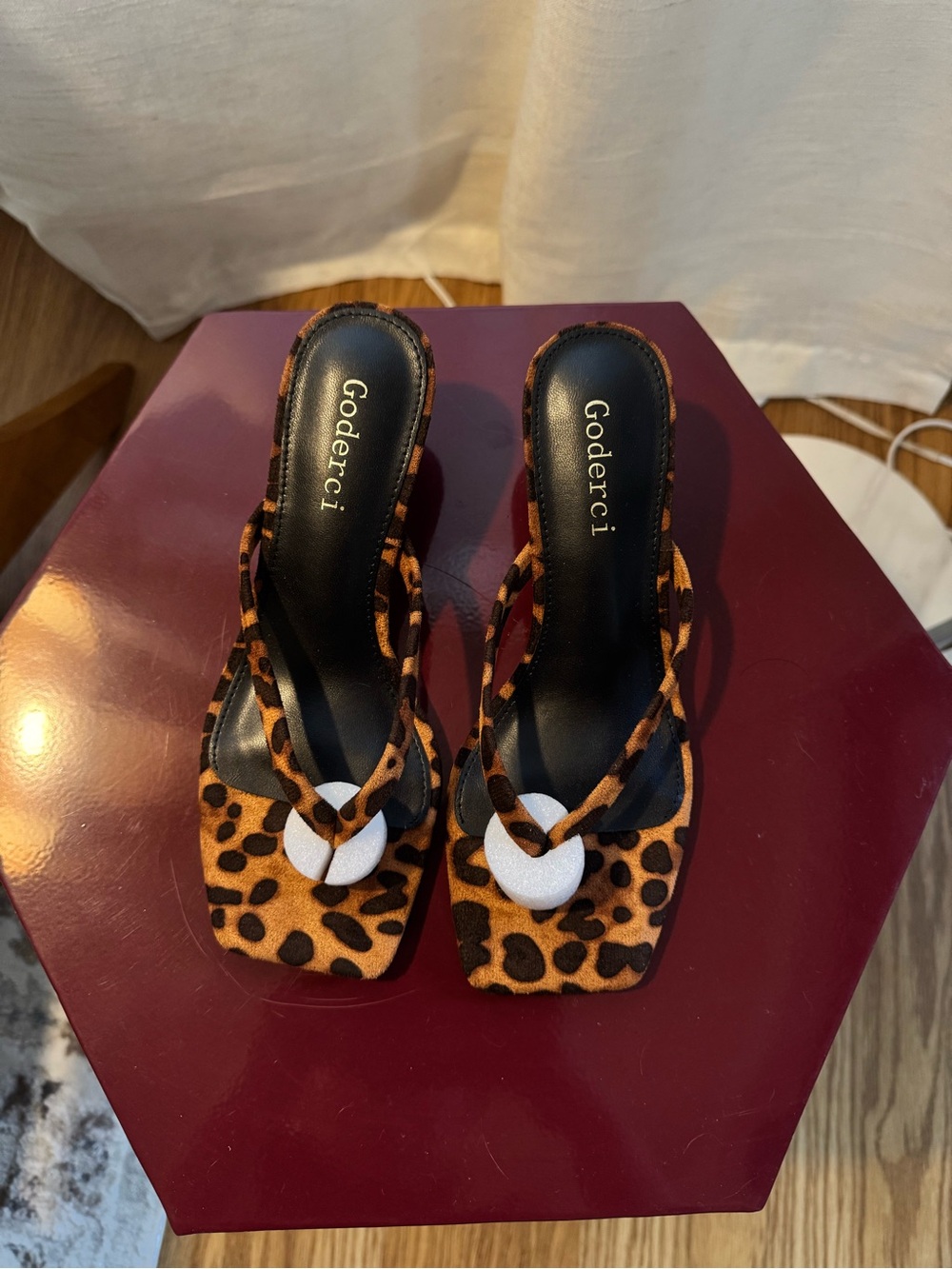 Leopard Print Toe-Ring Heels in Brown